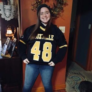 Meet your Posher, Raegan